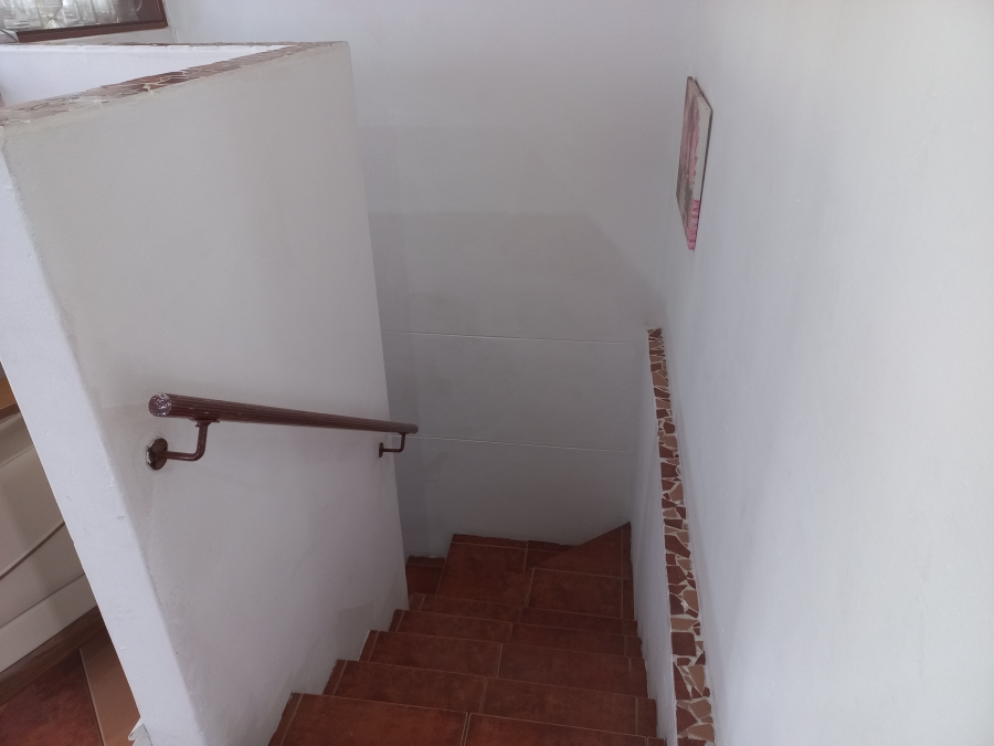 4 Bedroom Property for Sale in Westridge Western Cape